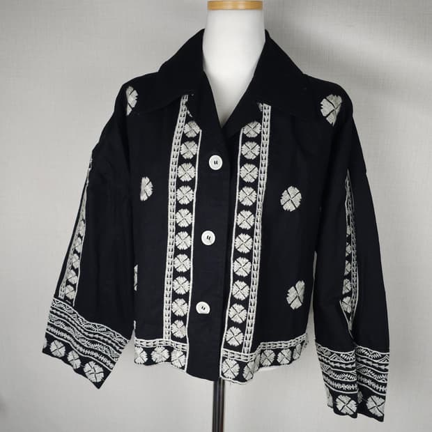 자라 자수 린넨 자켓 여성66사이즈 