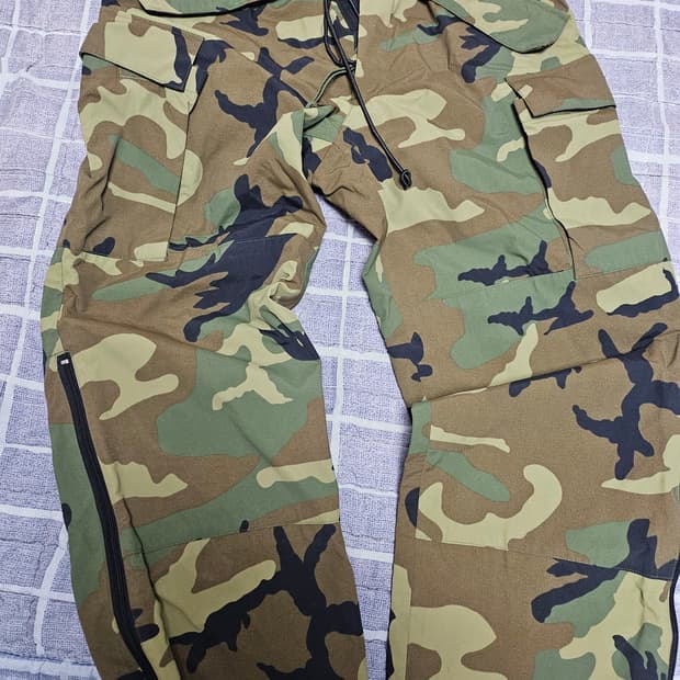 밀러터리 카모 나일론 팬츠 30-32사이즈