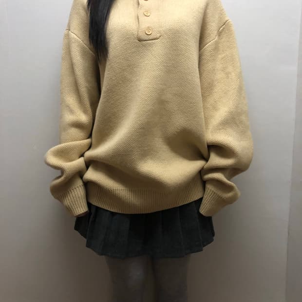 빈티지 옐로우 스트라이프 카라 니트