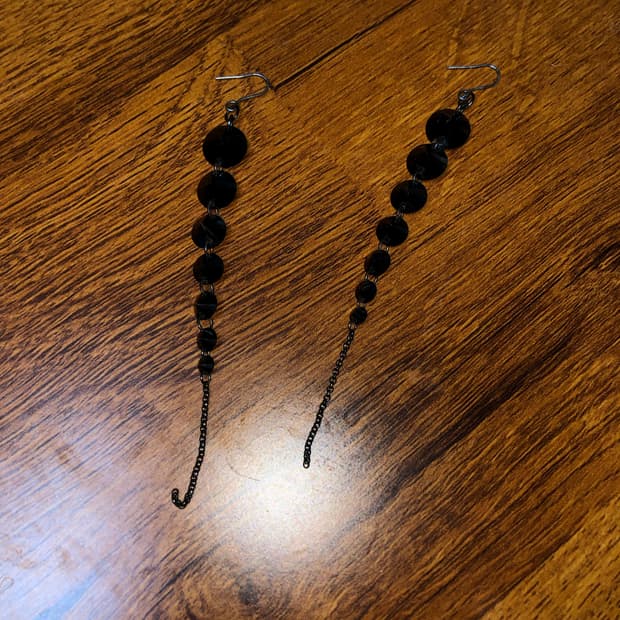 선물을 고르며 귀걸이 📤 36,000