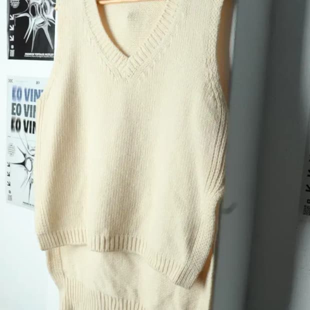 W(F) 스튜디오 톰보이 니트 조끼 꽈배기 케이블-15663