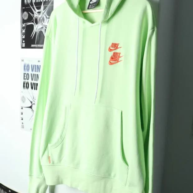 (2XL) 나이키 후드티셔츠 작은데미지 월드투어 한정-157DA