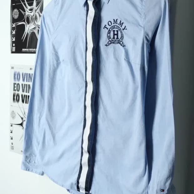 W(XS) 타미힐피거 셔츠 남방 연블루 자수 올드스쿨-15811