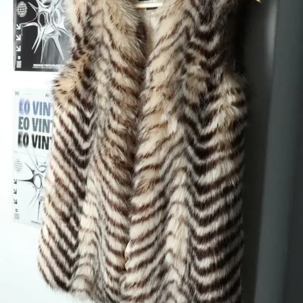 W(XS-S) 아르마니 집업 바람막이 점퍼자켓 조끼 털 한정판-15A55