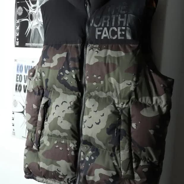 (M-L) 노스페이스 패딩 점퍼자켓 조끼 구스다운 카모 한정-15B1A