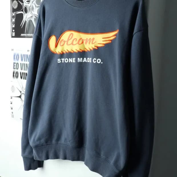 (M-L) 볼컴 맨투맨 티셔츠 네이비 플레임 올드스쿨-15E24