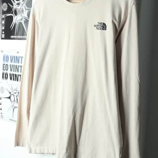 (M) 노스페이스 긴팔티셔츠 베이지 로고-15F49