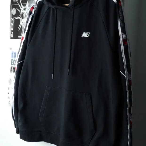 (L) 뉴발란스 후드티셔츠 블랙 스트릿-15FEC