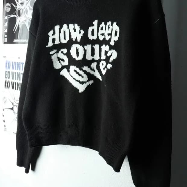 W(F) 러브이즈트루 니트 크롭 블랙 올드스쿨-16184