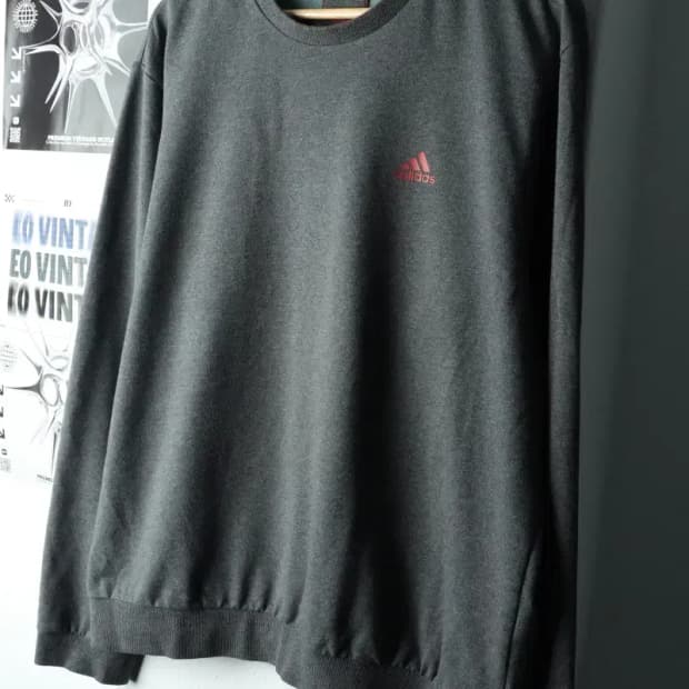 (2XL) 아디다스 맨투맨 티셔츠 빅사이즈 스몰로고 그레이-161FC