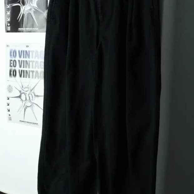 (M-L) 무신사 스탠다드 면바지 팬츠 투턱 블랙 아메카지-235A