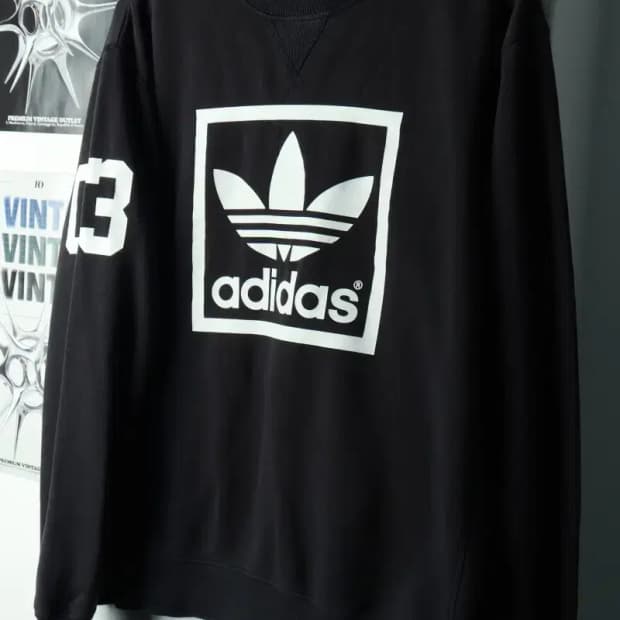 (M-L) 아디다스 맨투맨 티셔츠 오리지널 블랙 올드스쿨-16923