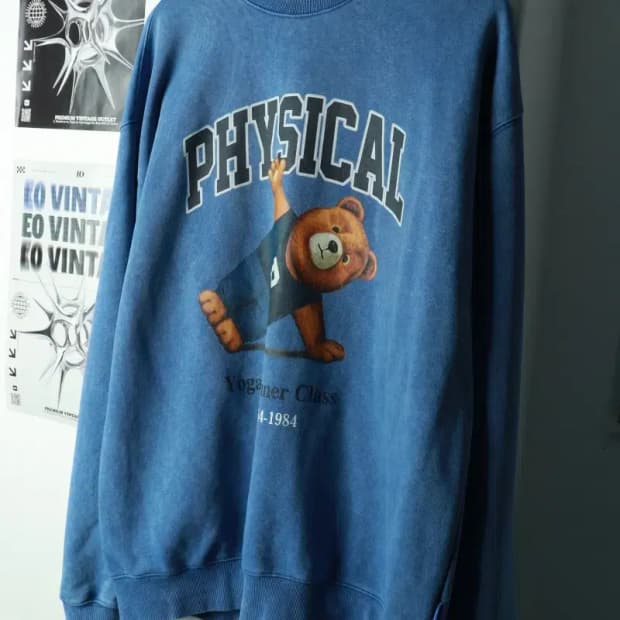 (XL) 피지컬에듀케이션디파트먼트 맨투맨 티셔츠 빅로고 블루-1693B