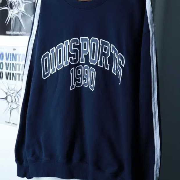 (XL-2XL) 오아이오아이 맨투맨 티셔츠 빅로고 네이비-16B68