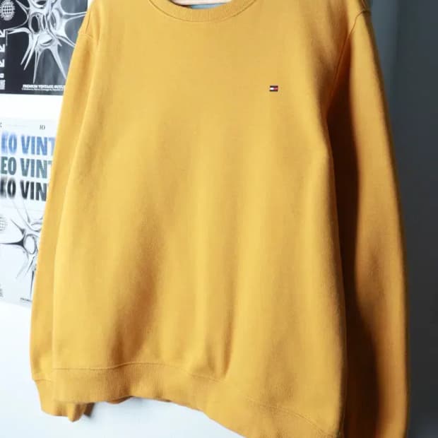 (XL) 타미힐피거 맨투맨 티셔츠 노랑 기모 기본-16AFF