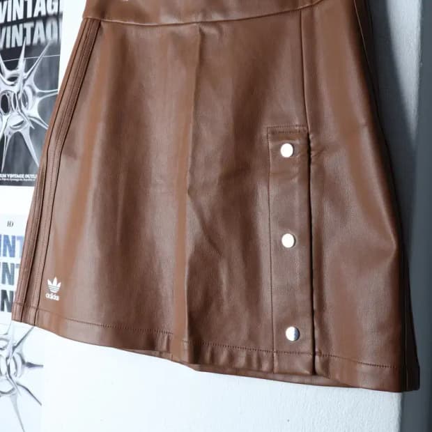 W(M) 아디다스 스커트 치마 오리지널 레더 기모 브라운-23CB