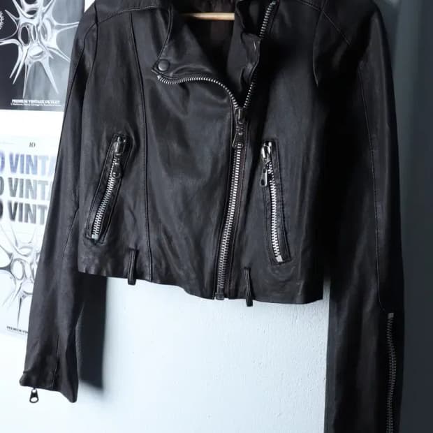 W(M) 에잇세컨즈 집업 바람막이 점퍼자켓 레더 램스킨 크롭-16FE2