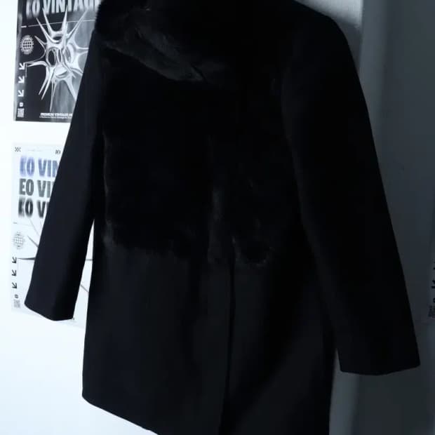 W(XS-S) 더쿠플스 코트자켓 캐시미어 블랙 숏 퍼-17060