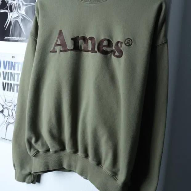 W(F) 아메스 월드와이드 맨투맨 티셔츠 빅로고 세미크롭 카키-1720B