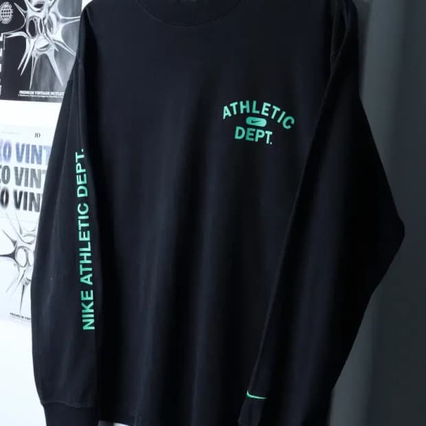 (L) 나이키 긴팔티셔츠 작은사용감 블랙 올드스쿨-17224