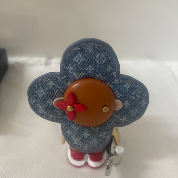 루이비통 비비엔 키링