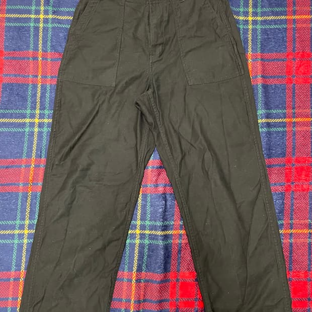 무신사스탠다드 백 사틴 와이드 벨티드 퍼티그 팬츠 [블랙]