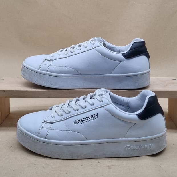 디스커버리 코트네오3 운동화250