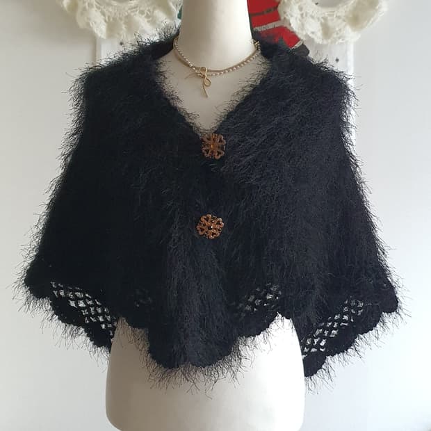 [모리걸] 캐캐체 블랙 털실 뜨개 숄 케이프 달천깔