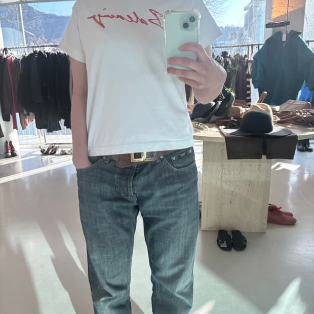 Balenciaga Round T