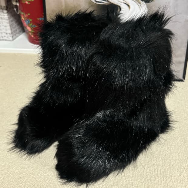 블랙 퍼부츠 새상품 36 size