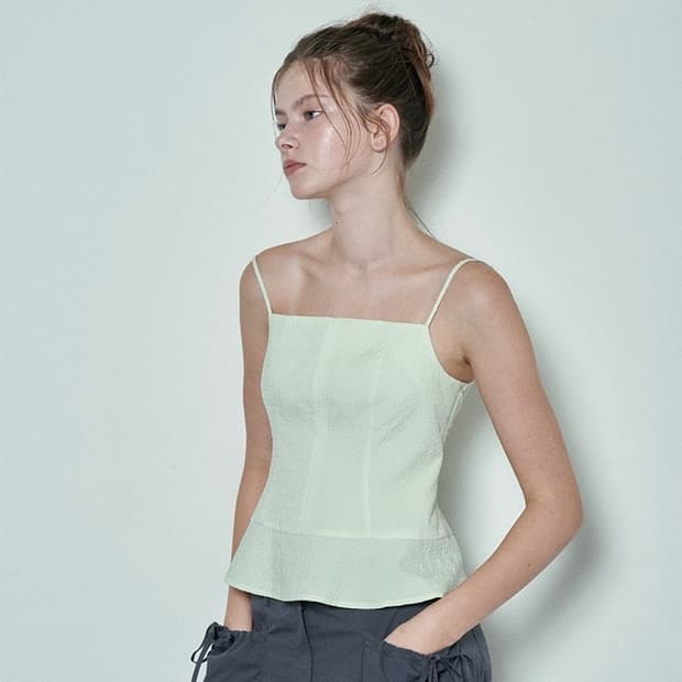 레이브 Flare Blouse in Y/Green 슬리브리스