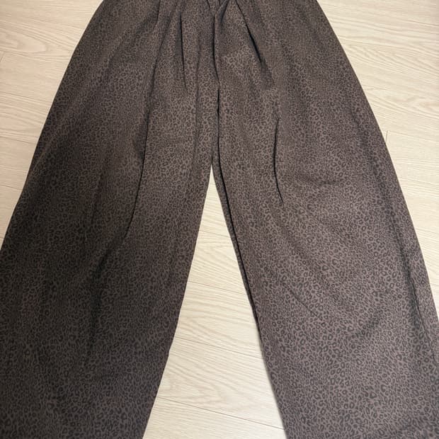 빈티지 브라운 레오파드 와이드 벌룬팬츠