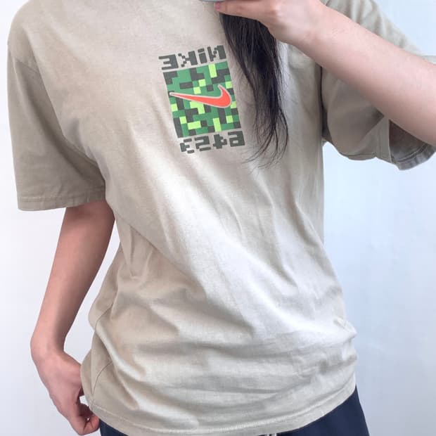 Nike 나이키 카키베이지 티셔츠 