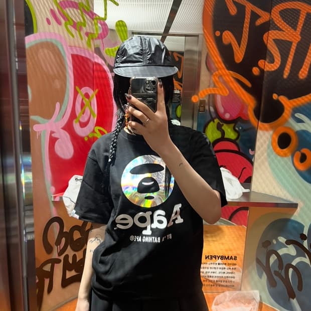 에이프 베이프 홀로그램 티셔츠 