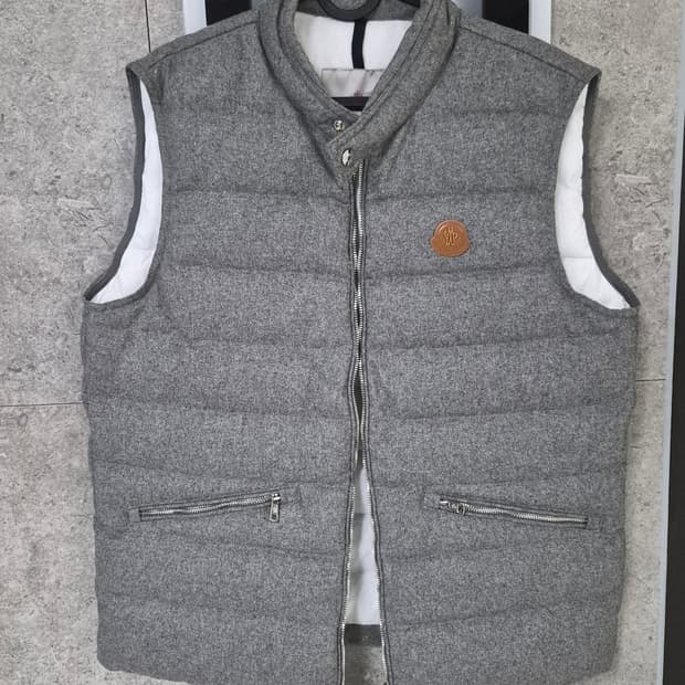 몽클레어조끼패딩