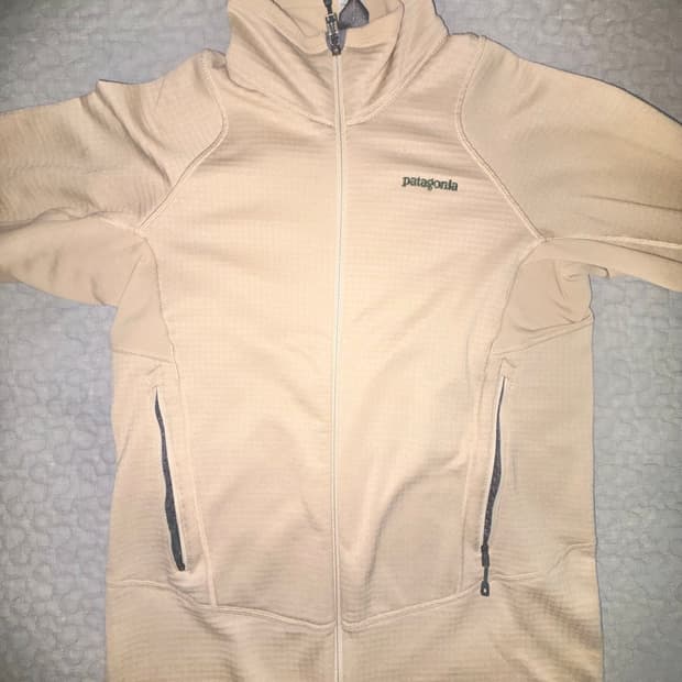 파타고니아 r1 구형 풀집업