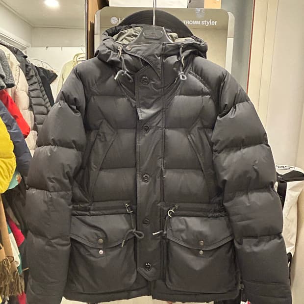 이스트로그 유틸리티 패딩 23FW 블랙 M 105