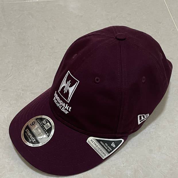 New Era x Kompakt Record Bar 캡모자