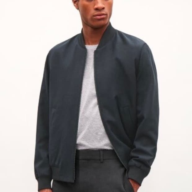 Cos 코스 코튼 봄버 자켓 48(L 100)사이즈 네이비