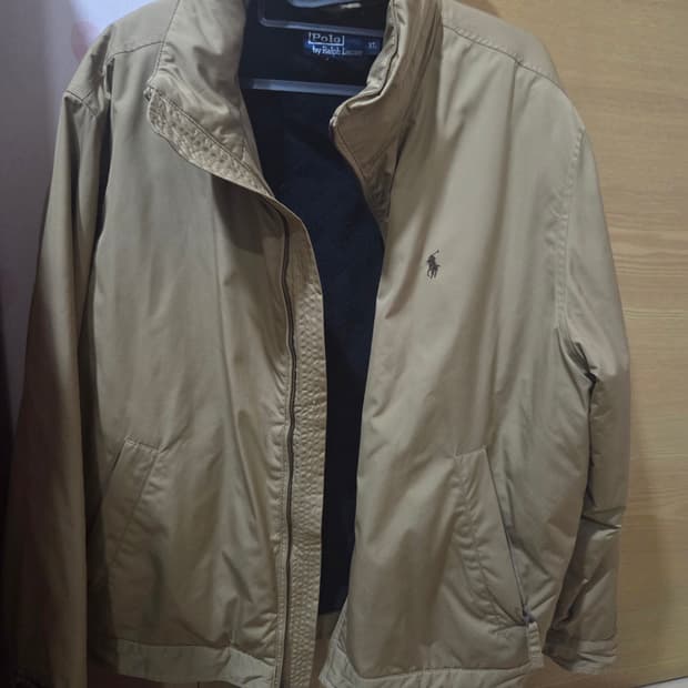 폴로 기모 바람막이