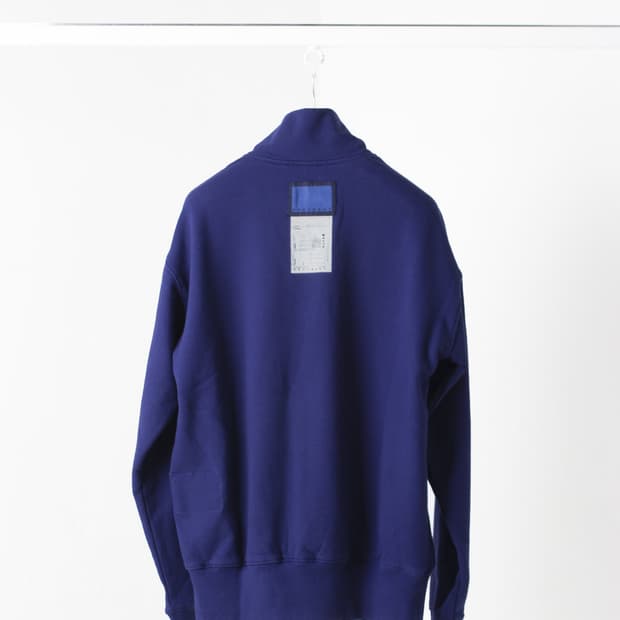 도큐먼트 터틀넥 티 M