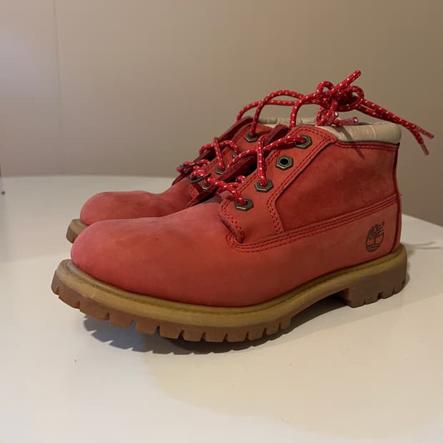 팀버랜드 추카 부츠 미디엄 핑크