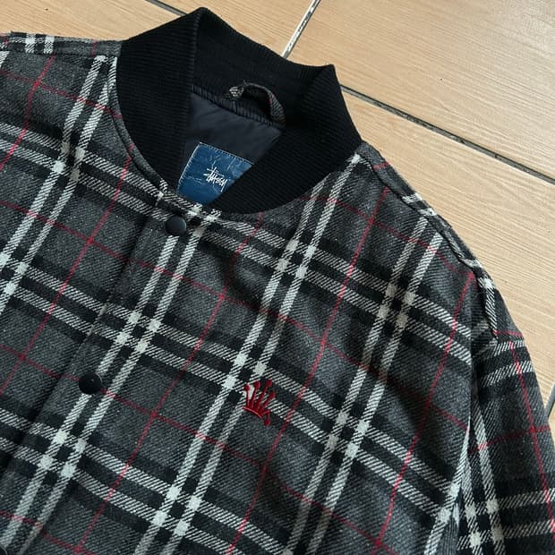 00’s 스투시 버버리 봄버자켓