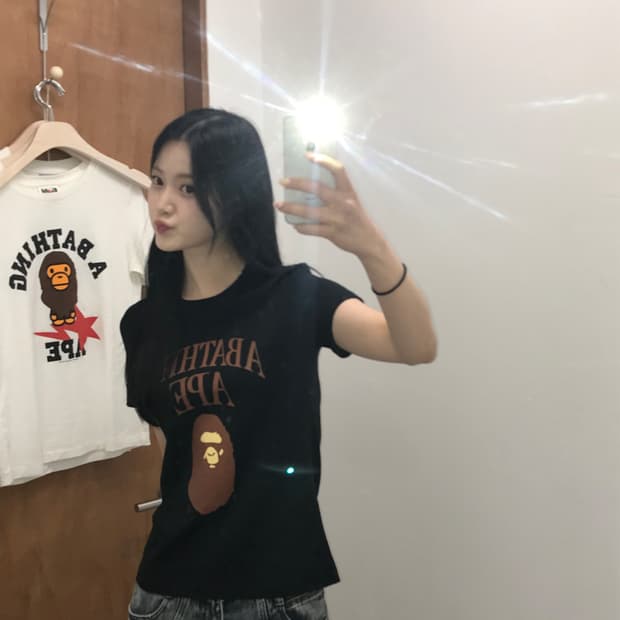 A BATHING APE Arch Logo Ape Head Tee