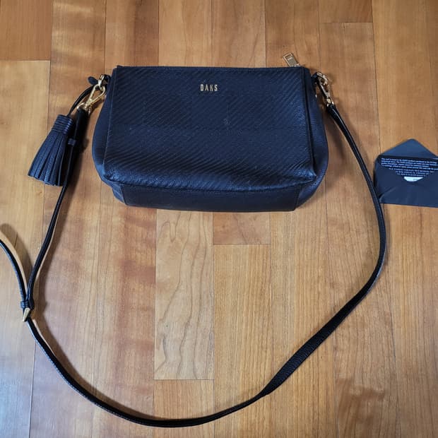 닥스 블랙 하우스체크 가죽 숄더백 보증서포함