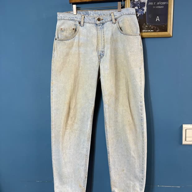 90s Levi's 560 Loose Fit Tapered denim