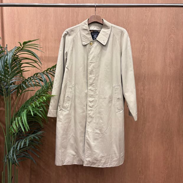버버리 롱 트렌치 코트 히든 버튼업 히든 포켓 디테일 베이지