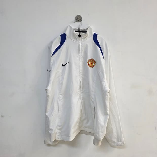 나이키 맨유 트레이닝탑 바람막이 흰파