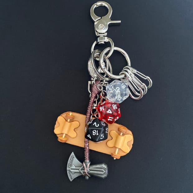 스트릿 감성 키체인