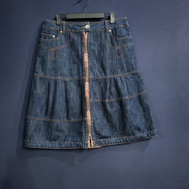 오일릴리 데님 스커트